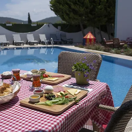 Istanbul Bodrum 3*